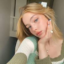 مہوش حیات avatar